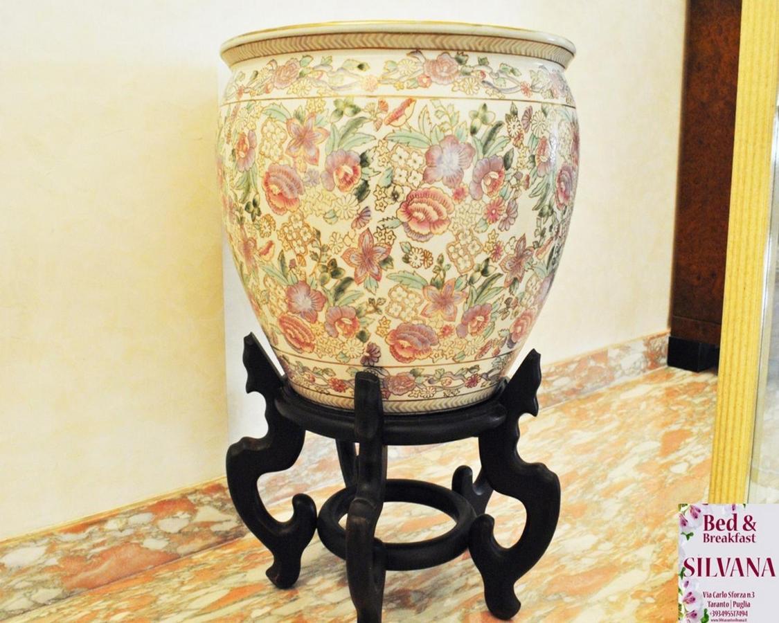 Bed And Breakfast Silvana Tarent Zewnętrze zdjęcie